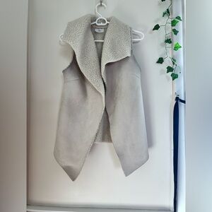 Elegant Cream Sleeveless Vest